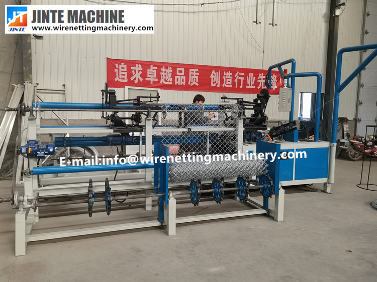 High Speed Diamond Chain Link Fence Making Machine with CE and SGS Certificates