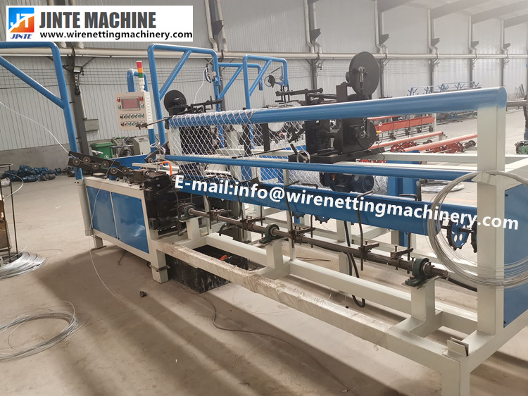 High Speed Diamond Chain Link Fence Making Machine with CE and SGS Certificates